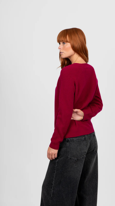 Bridge & Lord : Raglan Pullover - Cassis