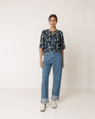 Indi & Cold : Smock Detail Shirt - Navy