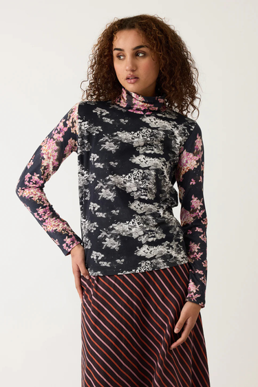 Nancybird : Sundew Skivvy - Hydrangea Splice