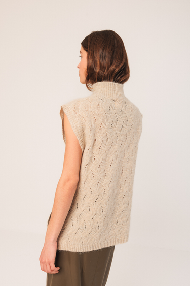Indi & Cold: Crochet Vest - Ecru