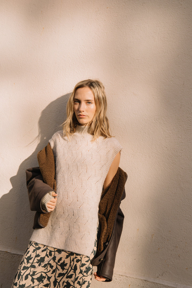 Indi & Cold: Crochet Vest - Ecru