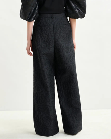 Essential Antwerp : Instore wide leg Pants - Black