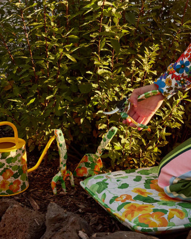 Kip & Co : Secateurs and Gloves Set - Nasturtium Garden