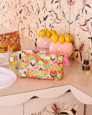 Kip & Co : Toiletry Purse - Popping Flowers Peach