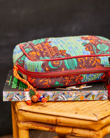 Sage x Clare : Leilani Vanity Bag