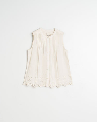 Indi & Cold : Combination Embroidered Tee - Ecru