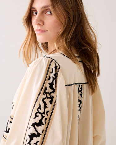 Summum : Embroidered Crispy Poplin Blouse