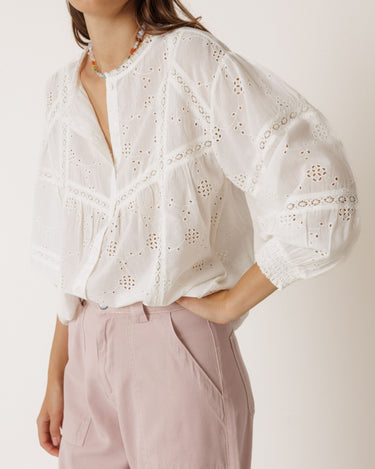 Indi & Cold : Shirt With Schiffli Embroidery - White