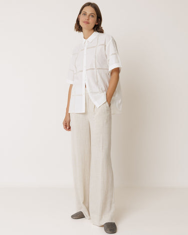 Indi & Cold : Lace Poplin Shirt - White