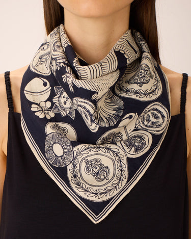 Inoui Editions : Square 65 - Octopus Navy (65 x 65 cm)