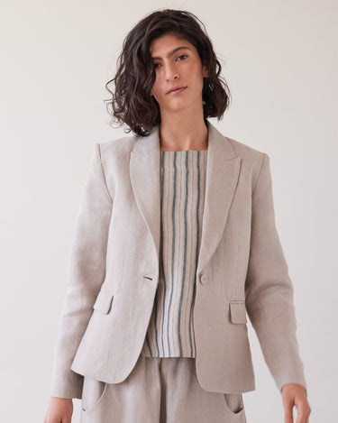 Eva's Sunday : Brooklyn Fitted Blazer - Stone