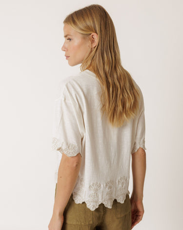 Indi & Cold : Boxy Embroidered Tee  - Ecru